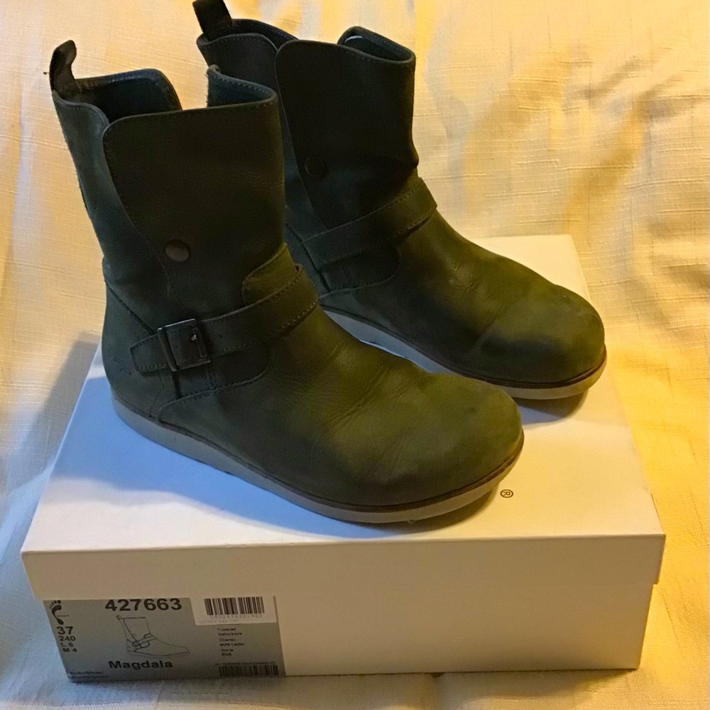 Birkenstock Footprints Magdala Green Leather Ankle Boots